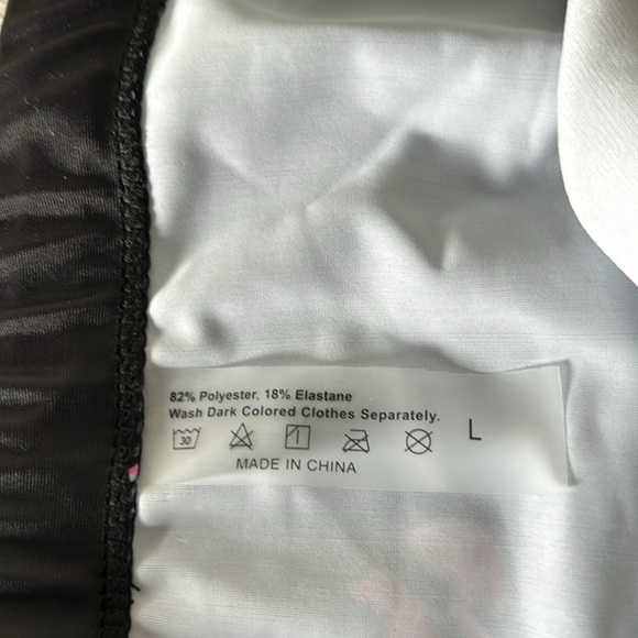 Men’s pattern swim brief - Picture 8 of 10